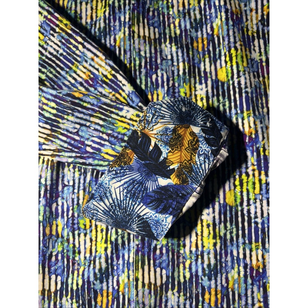 Robert Graham Men's Classic Fit Long Sleeve Shirt Multicolor, Casual, Button-Up - Picture 3 of 4
